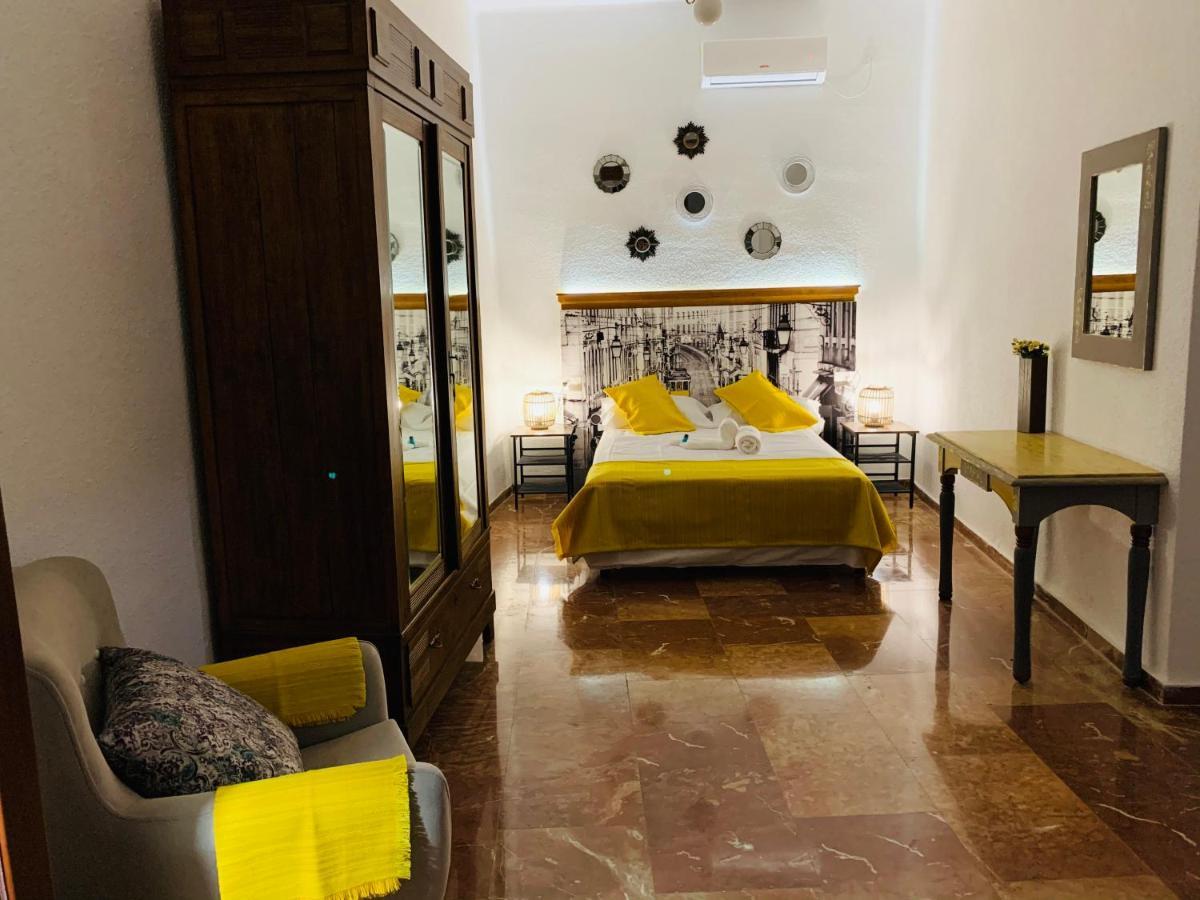 Apartamentos La Casa Del Azafran Cordoba Luaran gambar