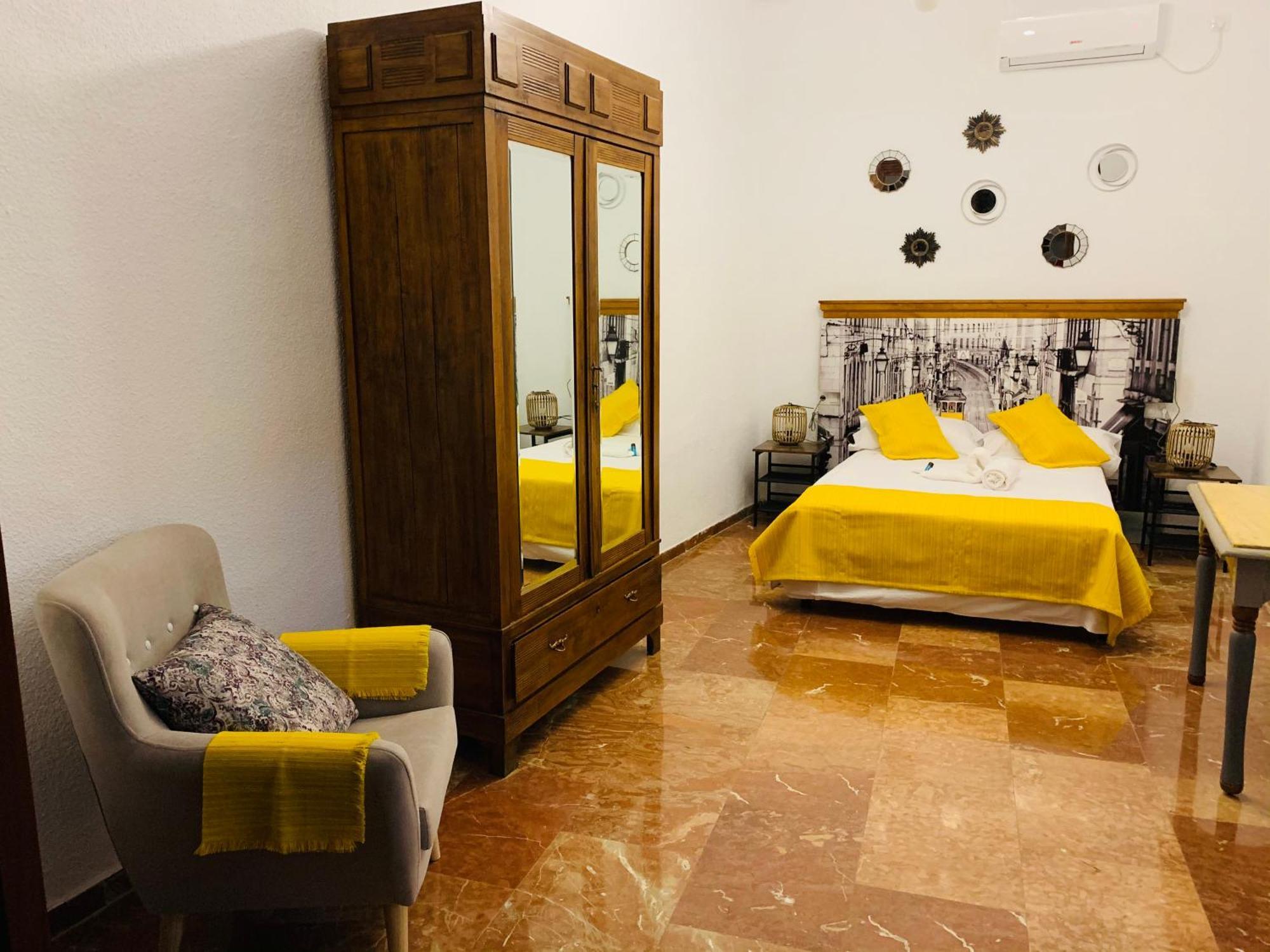 Apartamentos La Casa Del Azafran Cordoba Luaran gambar