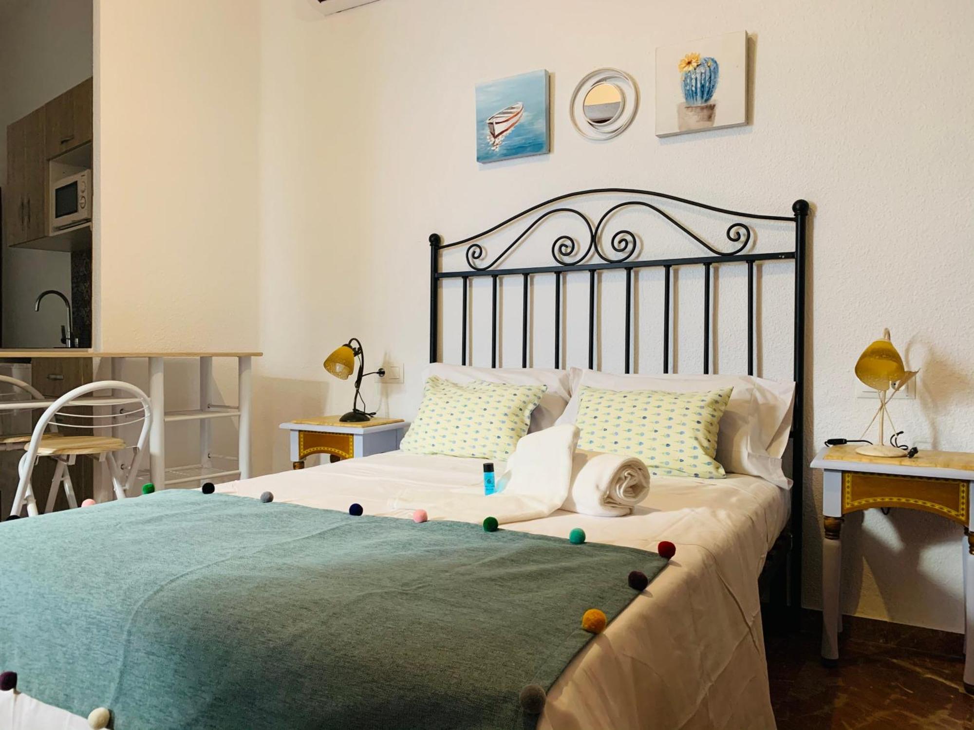 Apartamentos La Casa Del Azafran Cordoba Luaran gambar