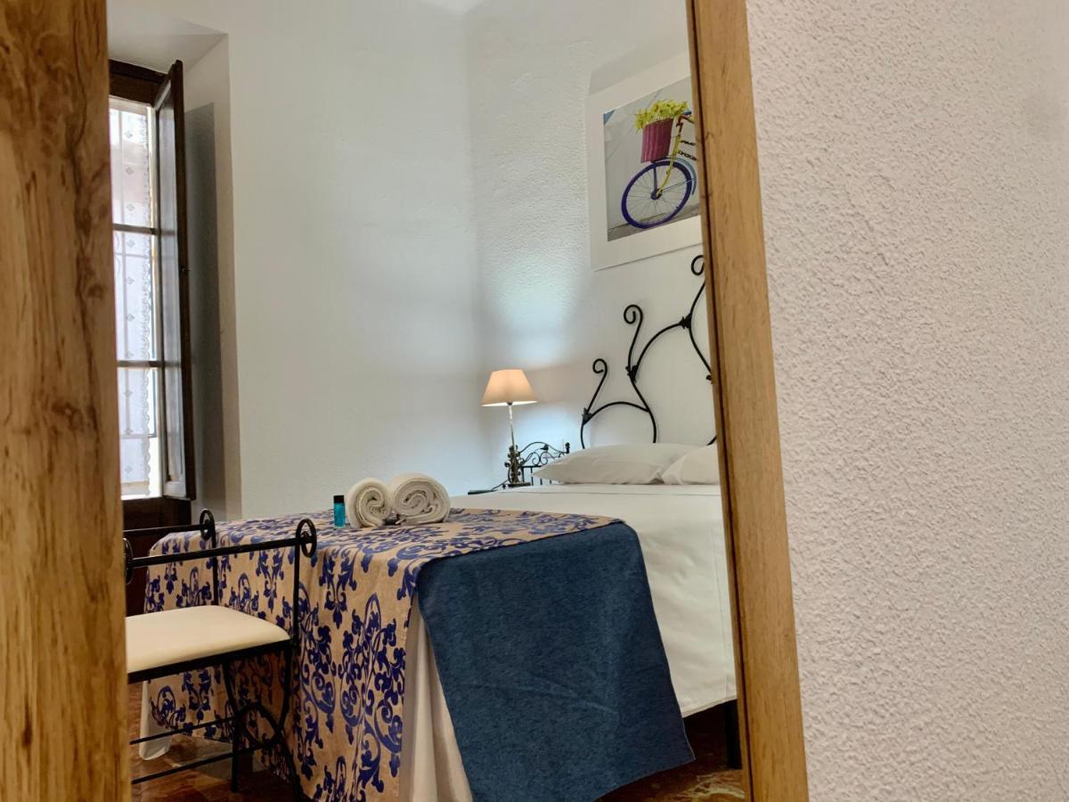 Apartamentos La Casa Del Azafran Cordoba Luaran gambar